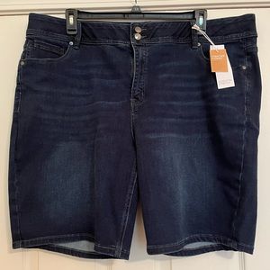 NWT bermuda shorts